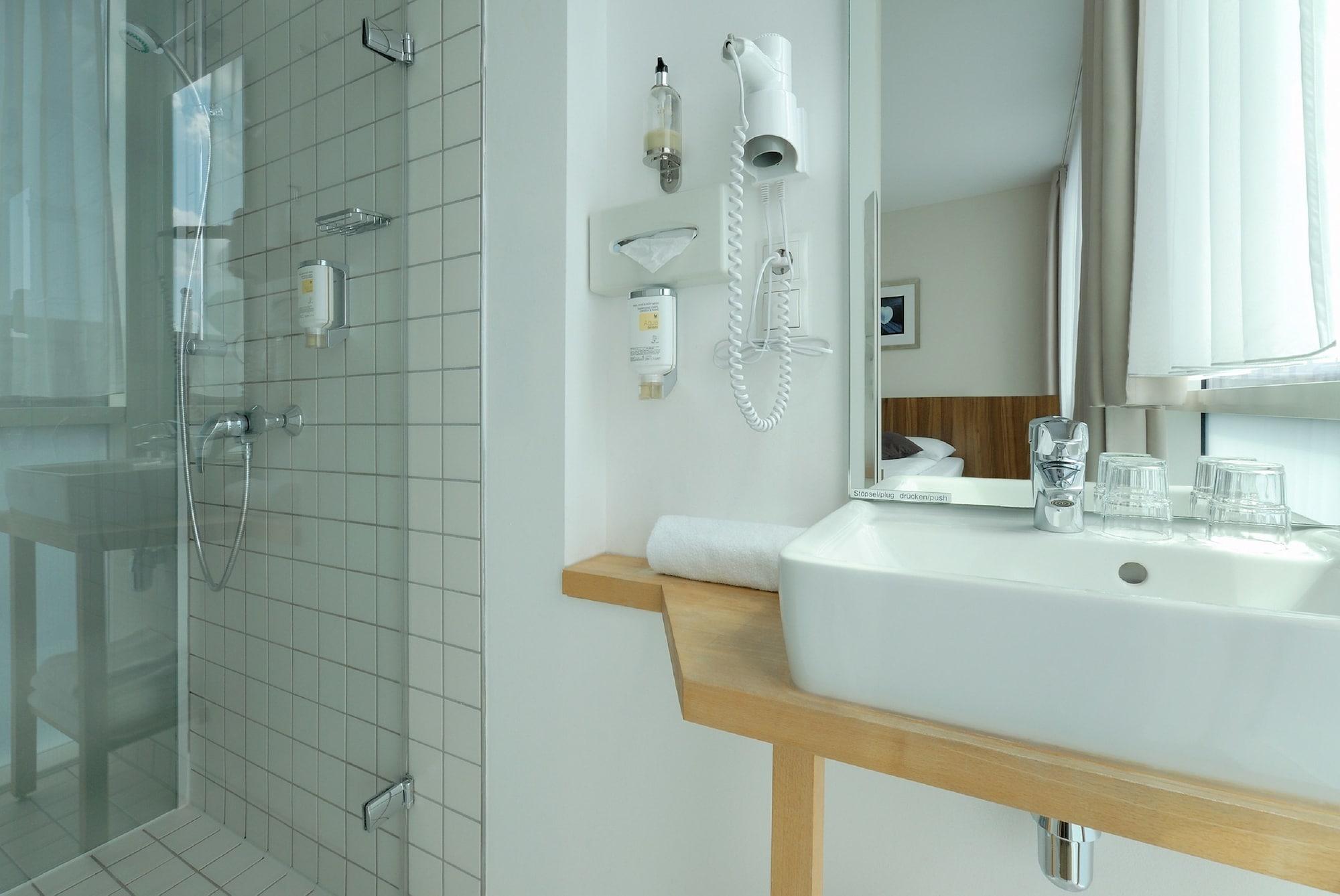 B&B Hotel Berlin-Mitte Eksteriør bilde