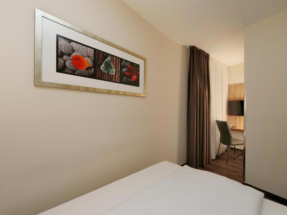 B&B Hotel Berlin-Mitte Eksteriør bilde