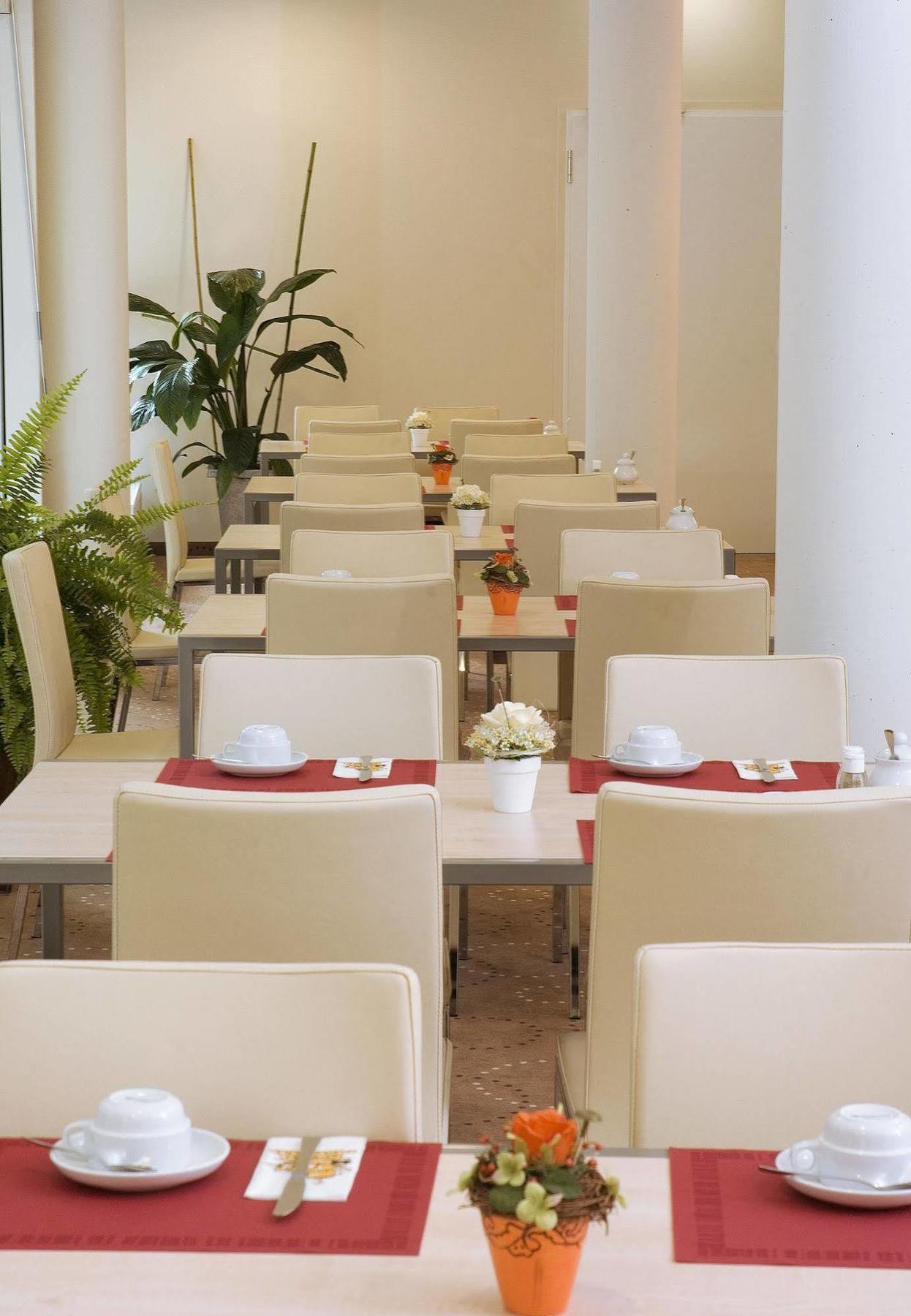 B&B Hotel Berlin-Mitte Eksteriør bilde